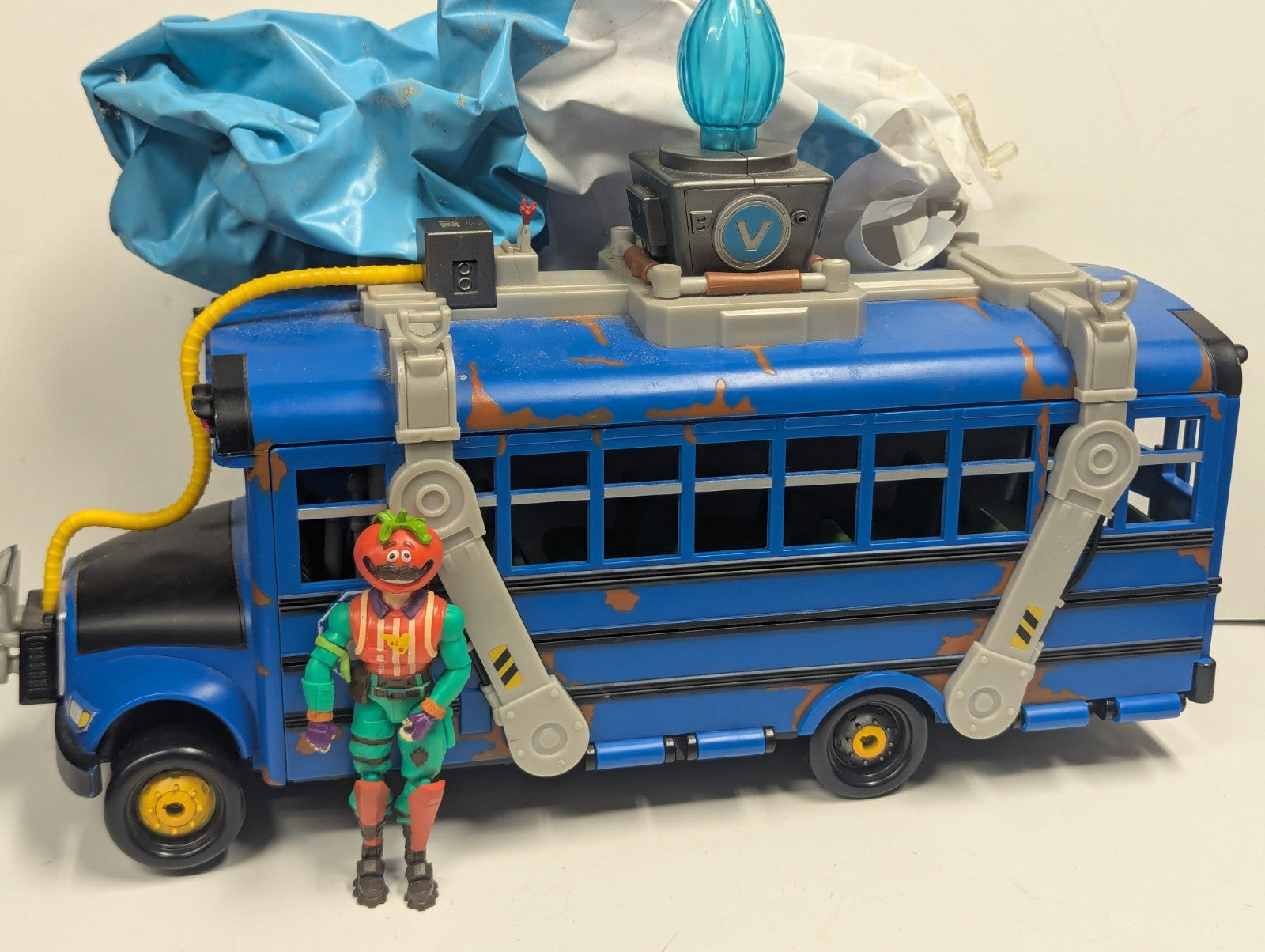 2020 Battle Bus 14" Deluxe  Jazwares with Ballon & Lights TESTED & WORKING