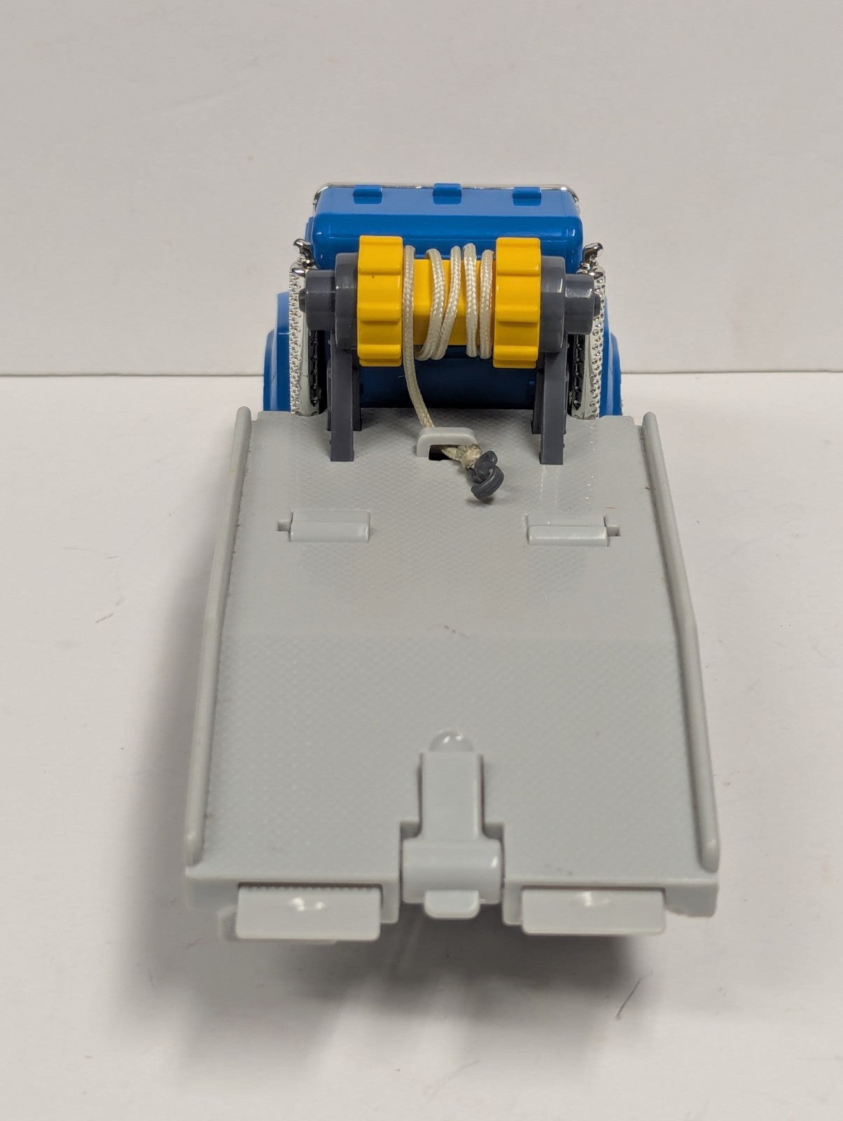 DRIVEN by Battat Micro Tow Truck Toy  Blue Tow Truck