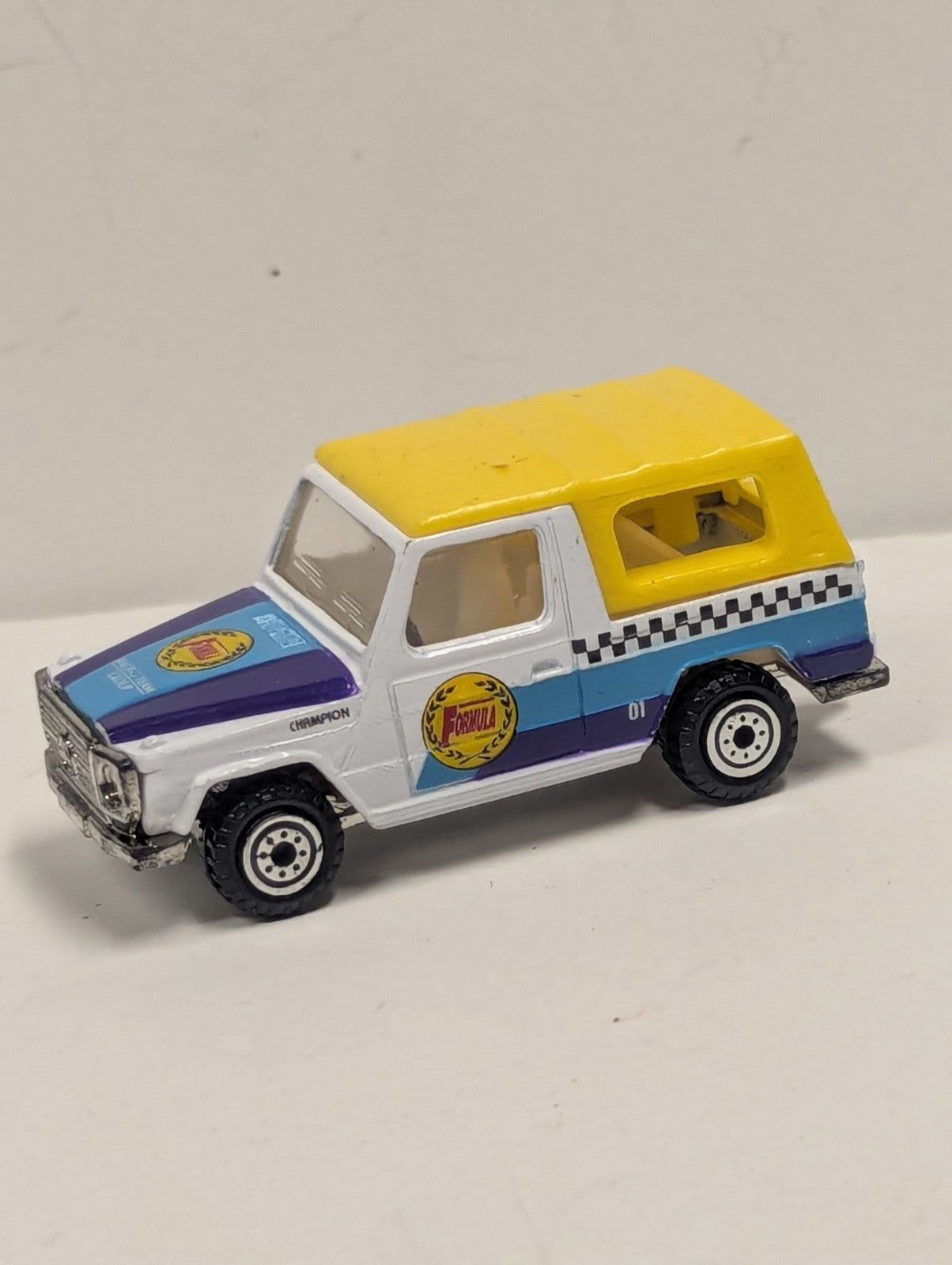 1995 MERCEDES BENZ 300 GE WELLY DIECAST CAR TOY