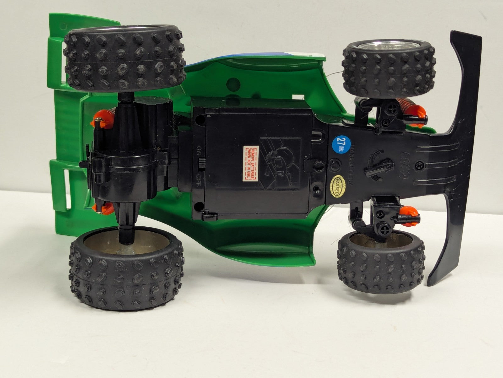ECHO Green Dash Hopper X-6 Turbo R/C Car Buggy Untested & No Remote