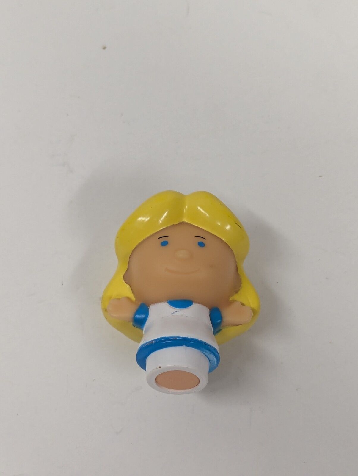 Tokyo Disneyland It’s A Small World Boat Bath Toy 4 Figures with Bag