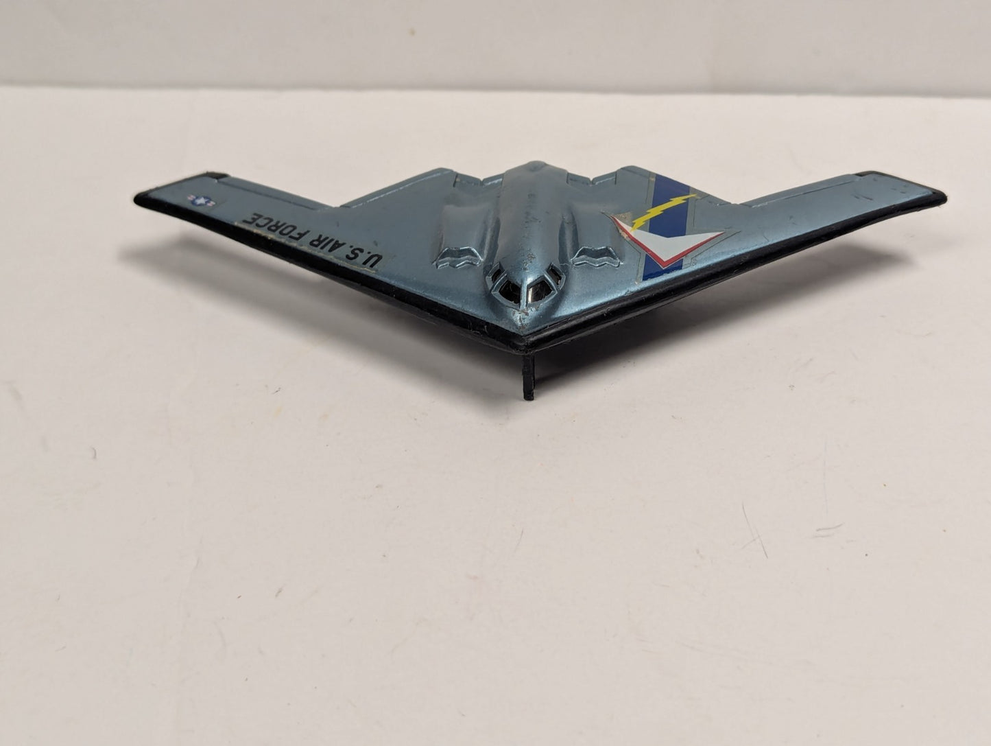Tootsietoy 2919 1:87 Die Cast U.S.A. Air Force B-2 Stealth Bomber Aircraft