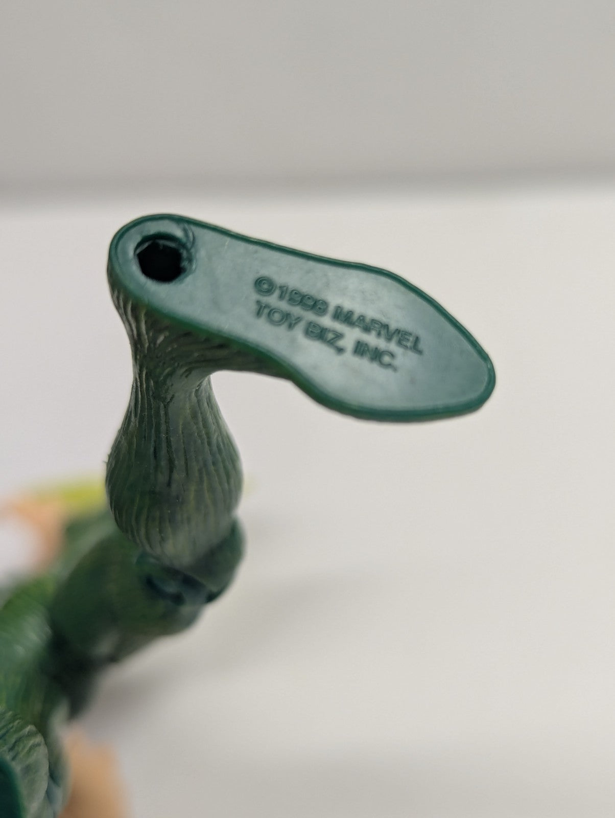 1998 Toybiz Marvel Sneak Attack Vulture Spider-Man Action Figure