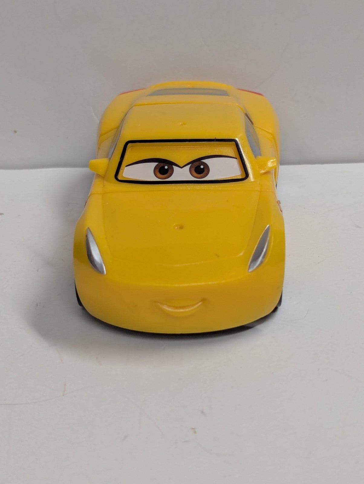 2015 DISNEY PIXAR CARS 3 Fireball Beach CRUZ RAMIREZ 1:55 Used Loose
