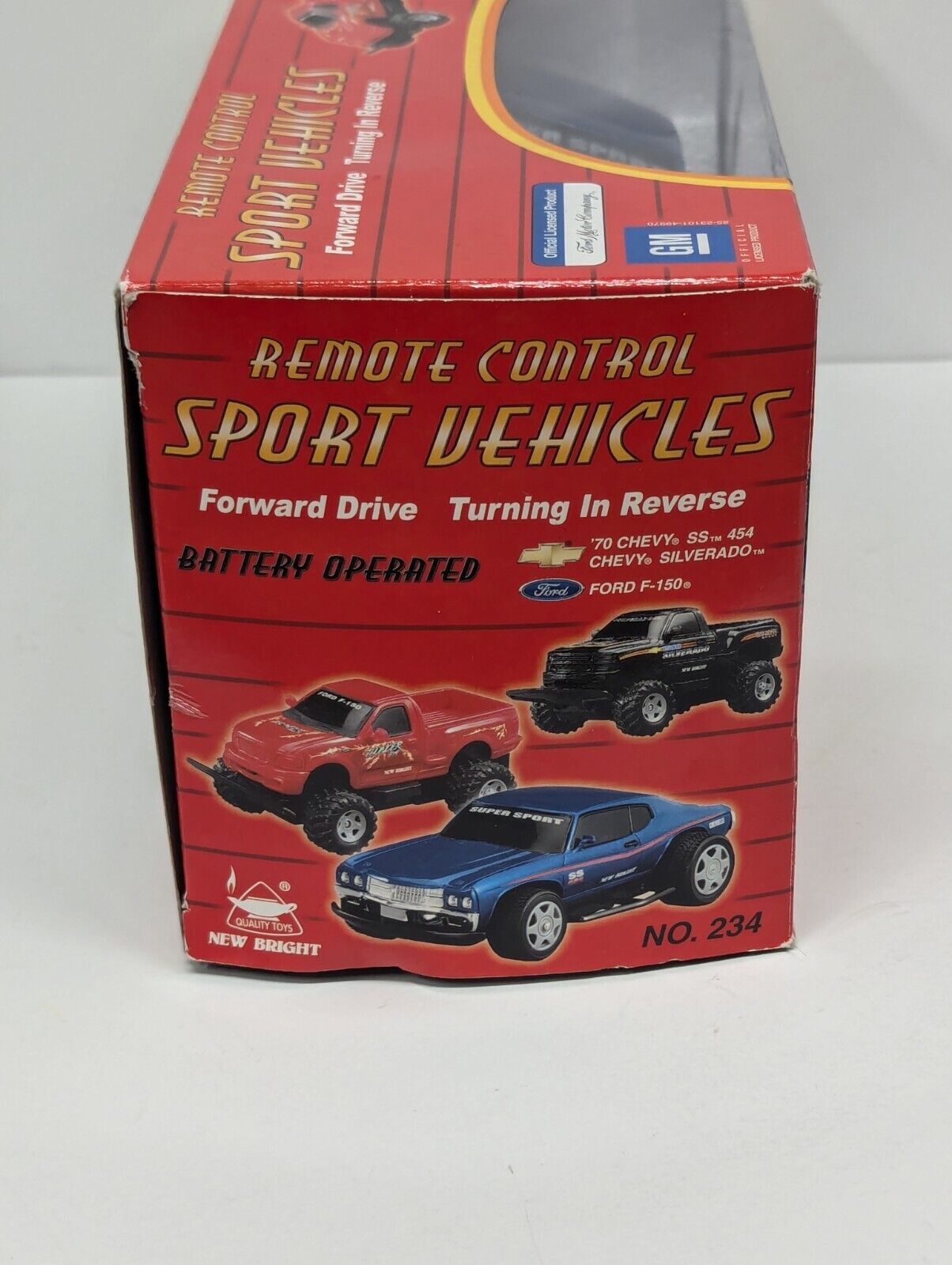 NEW BRIGHT 1/16  RADIO CONTROL MUSCLE CAR 70'S Blue CHEVY SS 454 