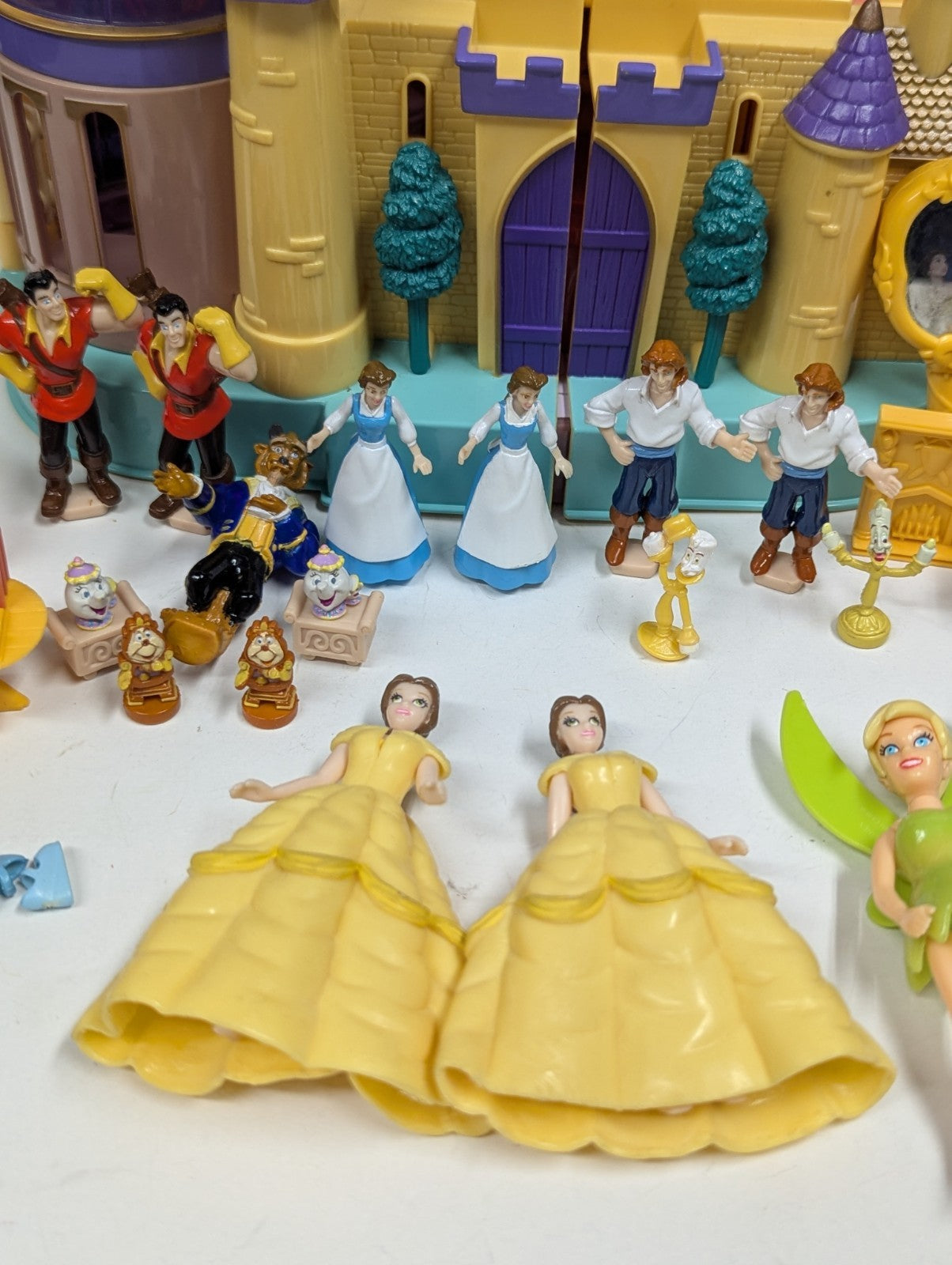 2002 Hasbro Beauty and the Beast Glowing Mirror Castle Playset Loose As is