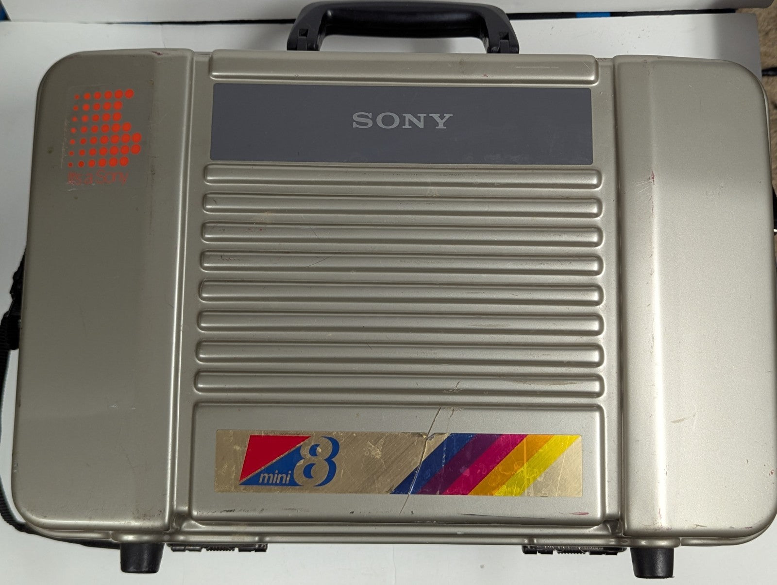VINTAGE Sony CCD-M8u Video 8 Camera, Case & Extras UNTESTED
