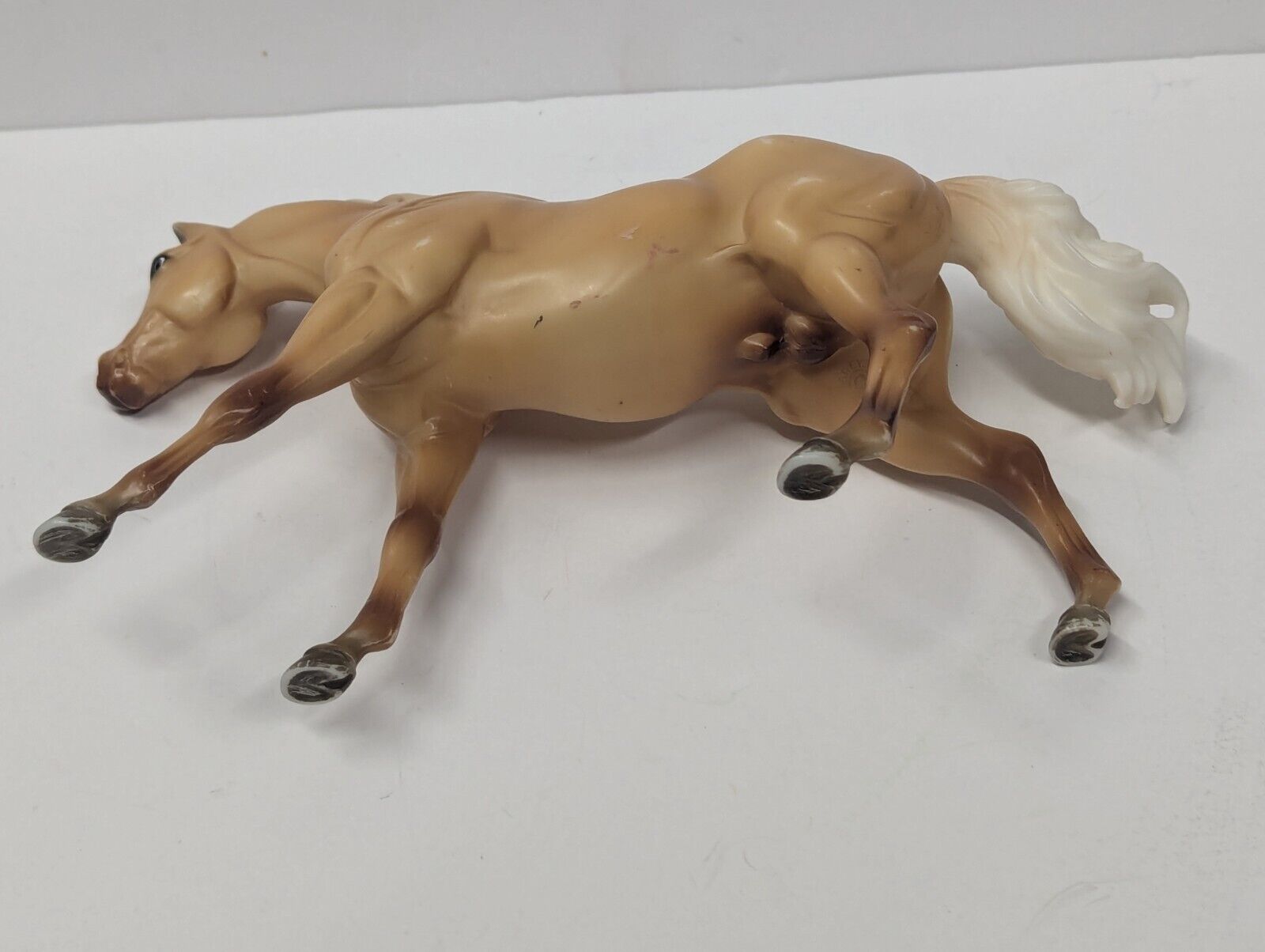 2007 Breyer Classics Walmart SR Palomino Hollywood Gold American QH Stallion