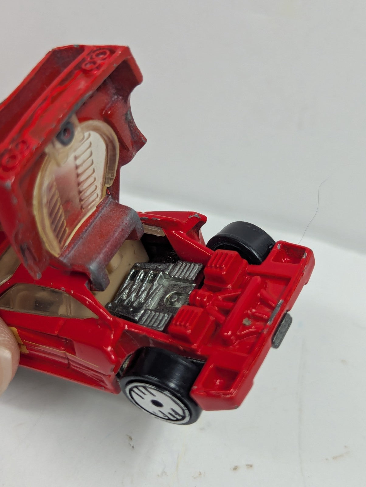 VINTAGE HOT WHEELS 1988 RED FERRARI F40 OPENING HATCH