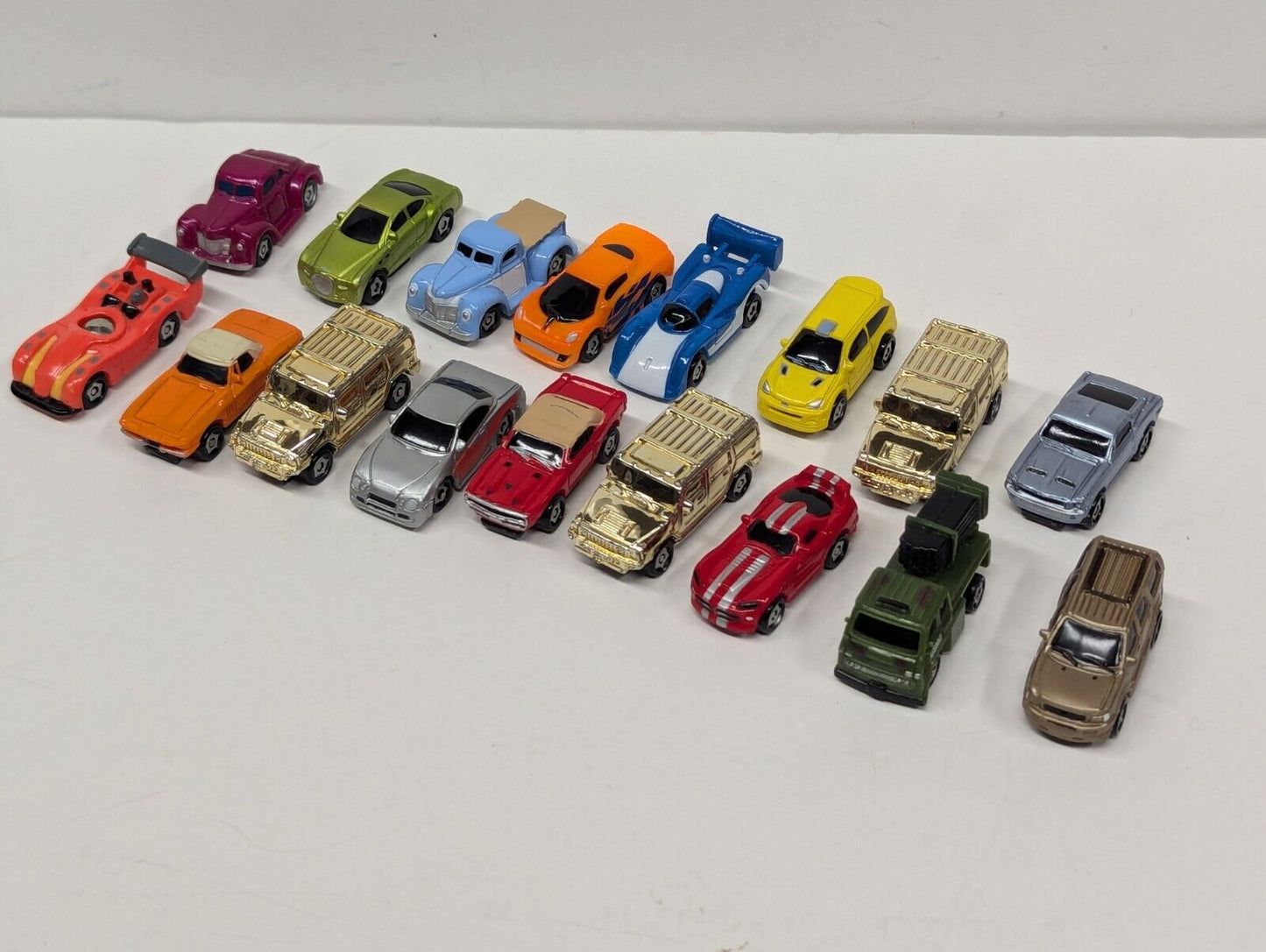 Playmates Speedeez Roller Ball Micro Mini Car/SUV Lot With 3 Gold (17 Total)
