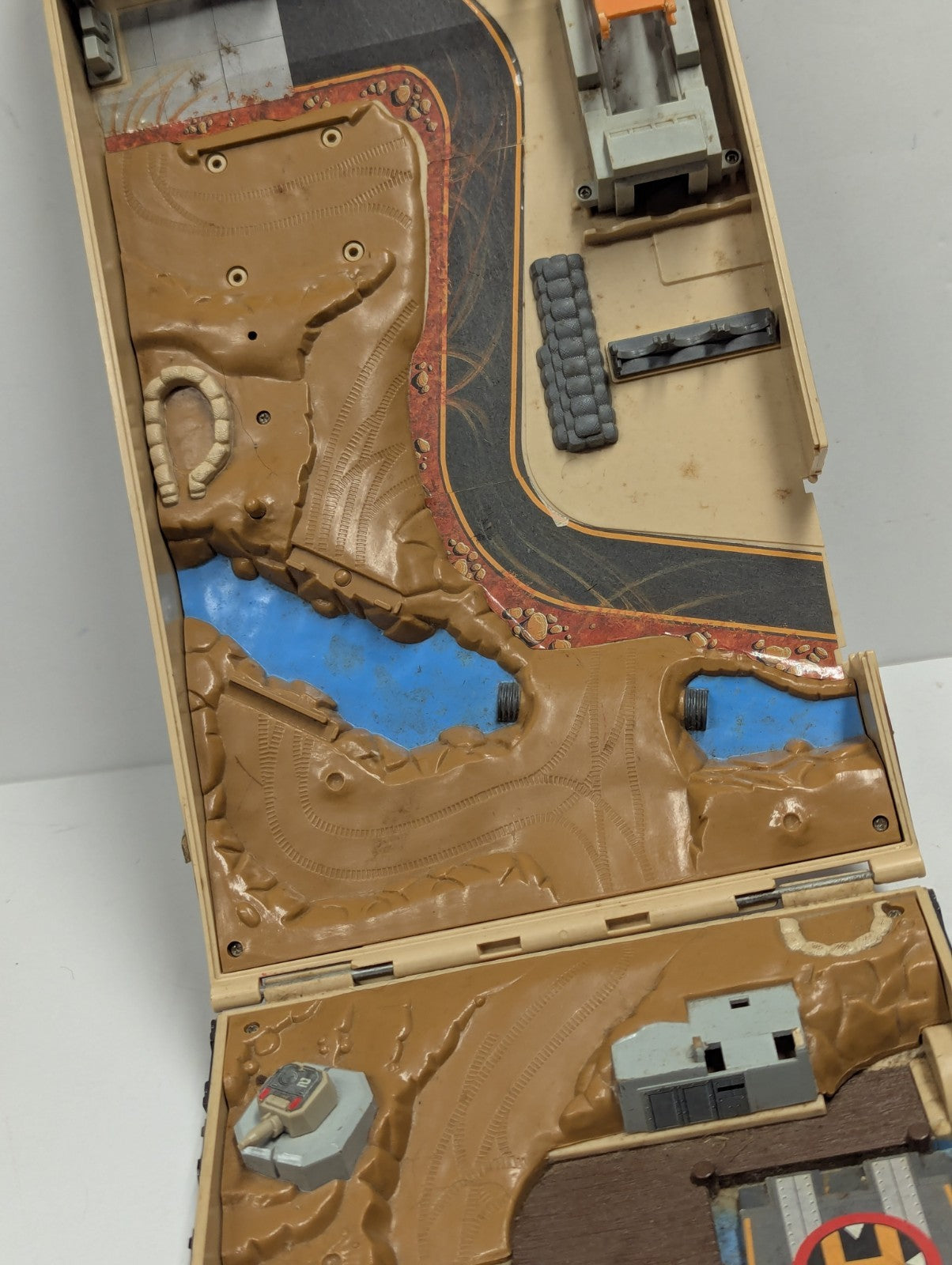 1993 Vintage Micro Machine USMC Military Battle Tank Playset Galoob Incomplete 