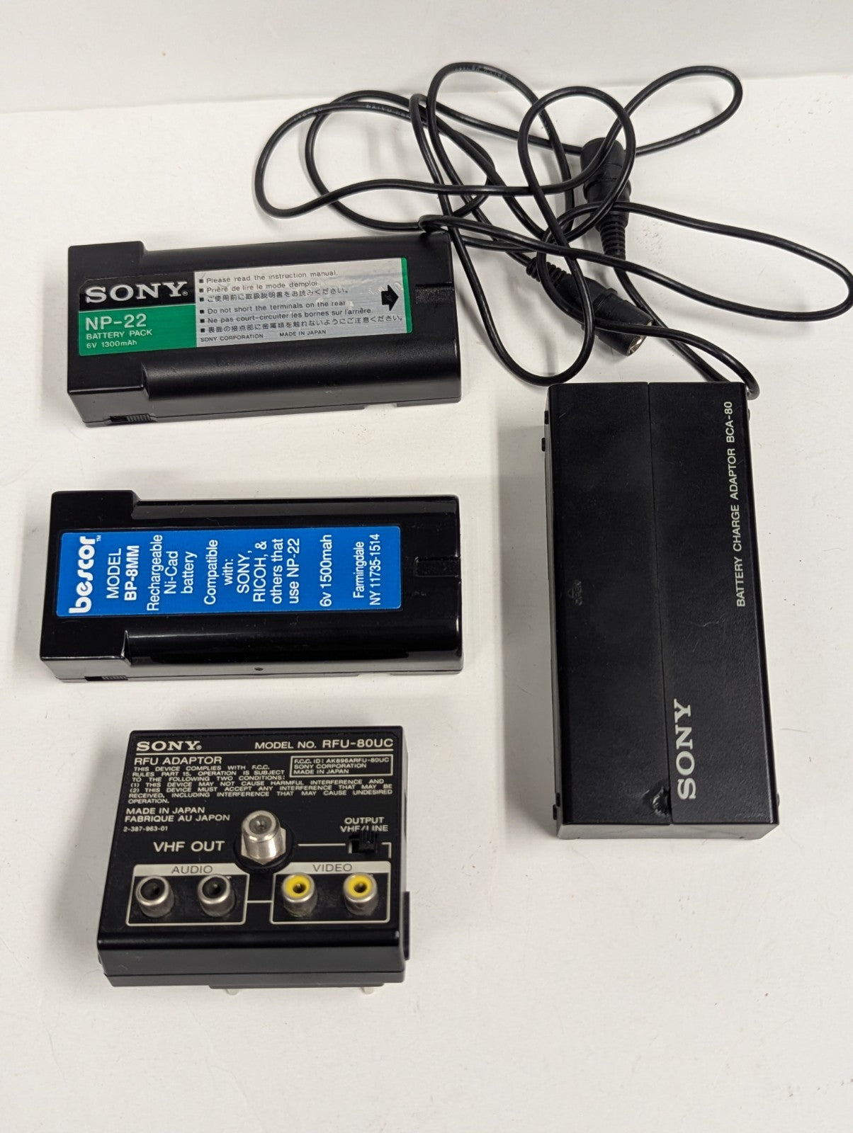 VINTAGE Sony CCD-M8u Video 8 Camera, Case & Extras UNTESTED