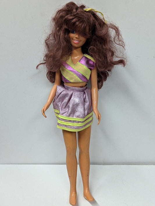 1993 Laiko Plastic Brown Hair Cheerleader Character Doll 15”