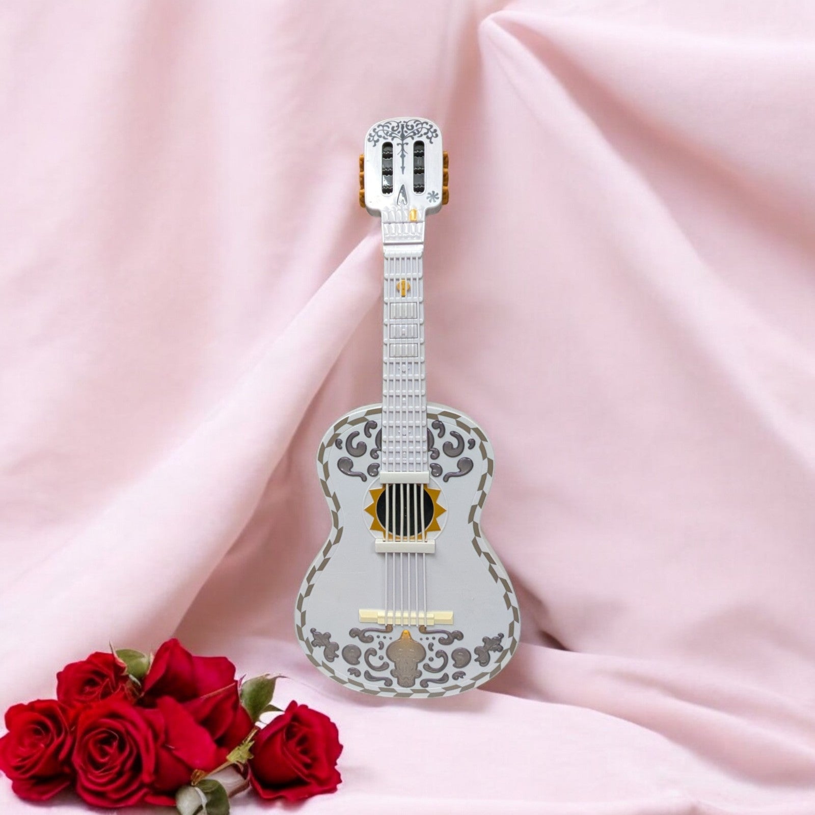 2017 Disney Pixar Coco Miguel Interactive Toy Guitar w/ Lights & Sound WORKS