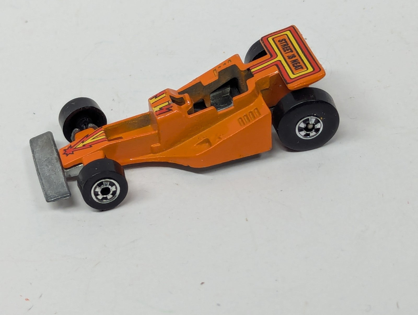 Vintage 1981 Hot Wheels Land Lord Neat Street Indy 1:64 Diecast