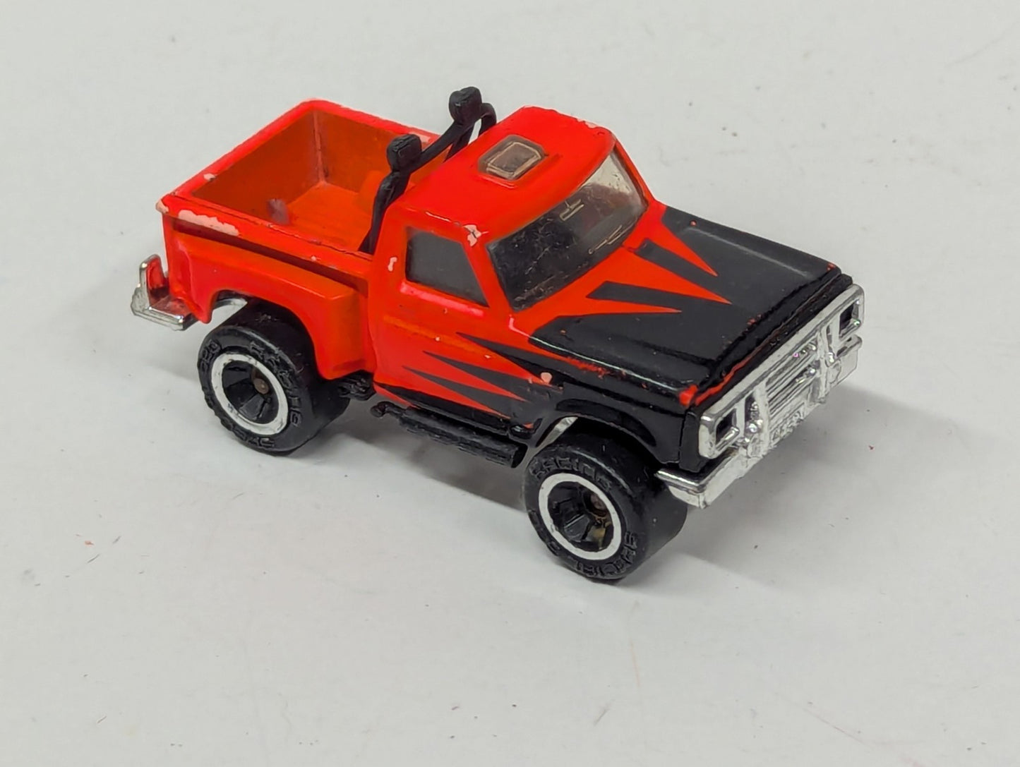 1993 MATCHBOX SUPERFAST MB 55 ORANGE/BK FORD F-150 FLARE SIDE PICKUP