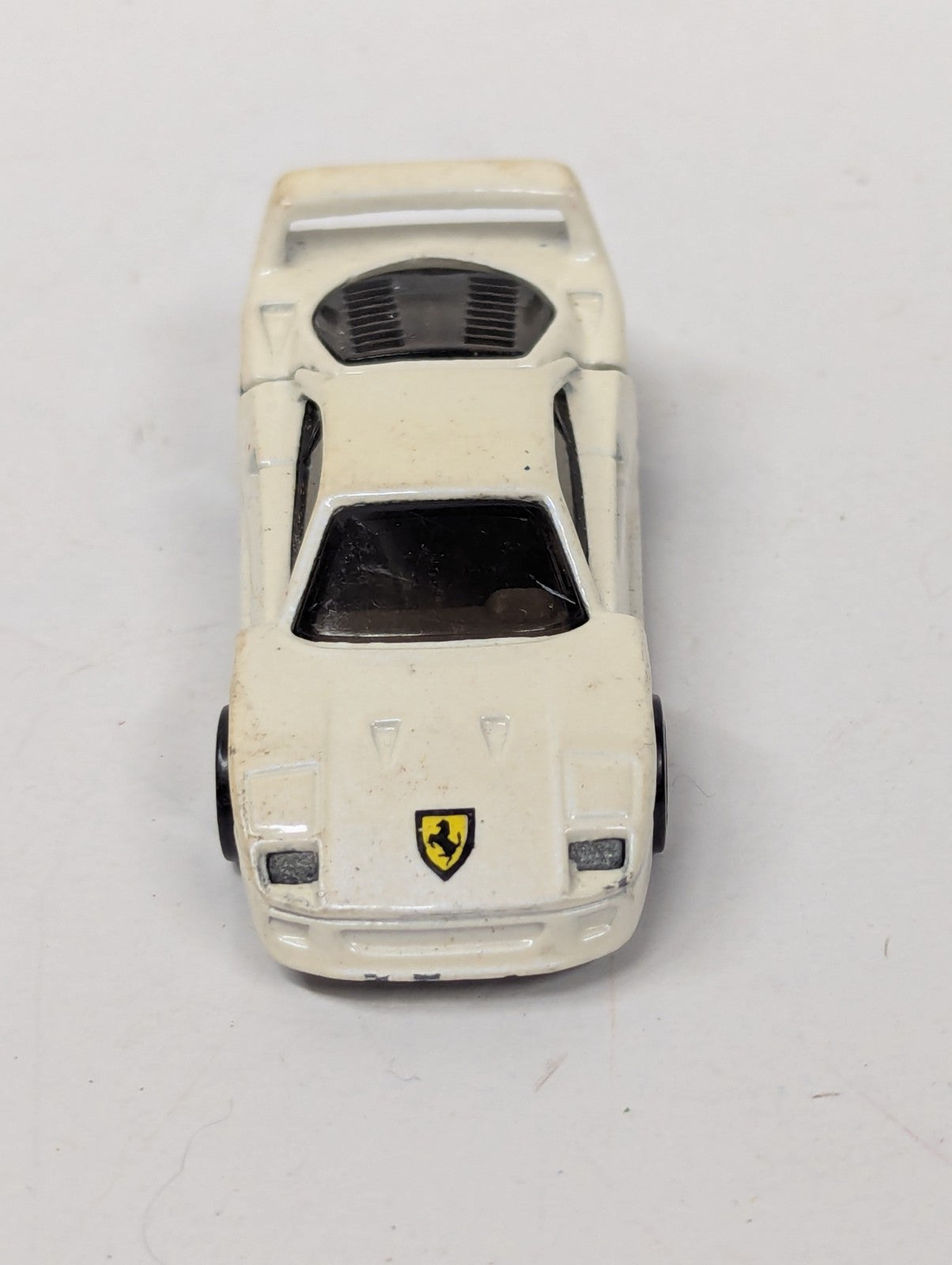 Hot Wheels Vintage 1988 FERRARI F40 Pearl White 1:64