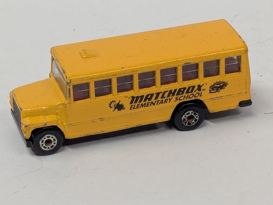 1985 MATCHBOX ELEMENTARY SCHOOL DIECAST BUS