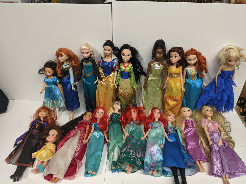 Huge Lot of 19 Disney Dolls, with Talking Tangled Doll