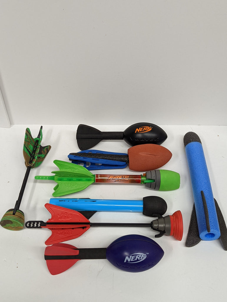Lot of Nerf & Zing Footballs & Arrows USED