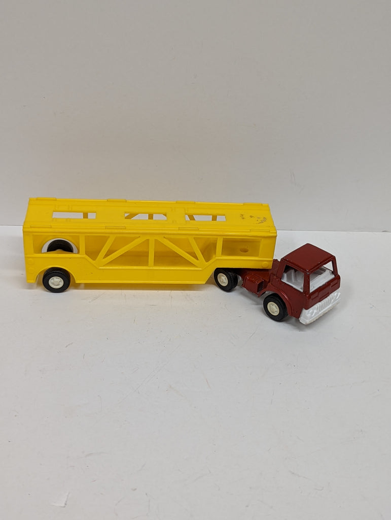 1970 Tootsie Toy Truck with Trailer (Cracked Top) See Pics