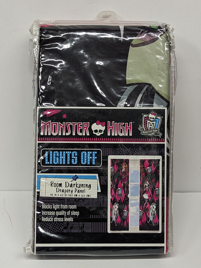 Monster High Lights Off Room Darkening Drapery in Packaging 1A